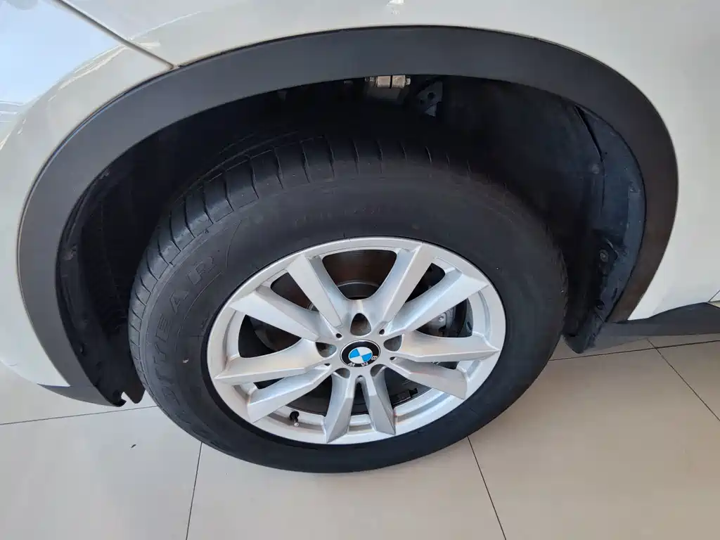BMW X5 (Import) — миниатюра 4