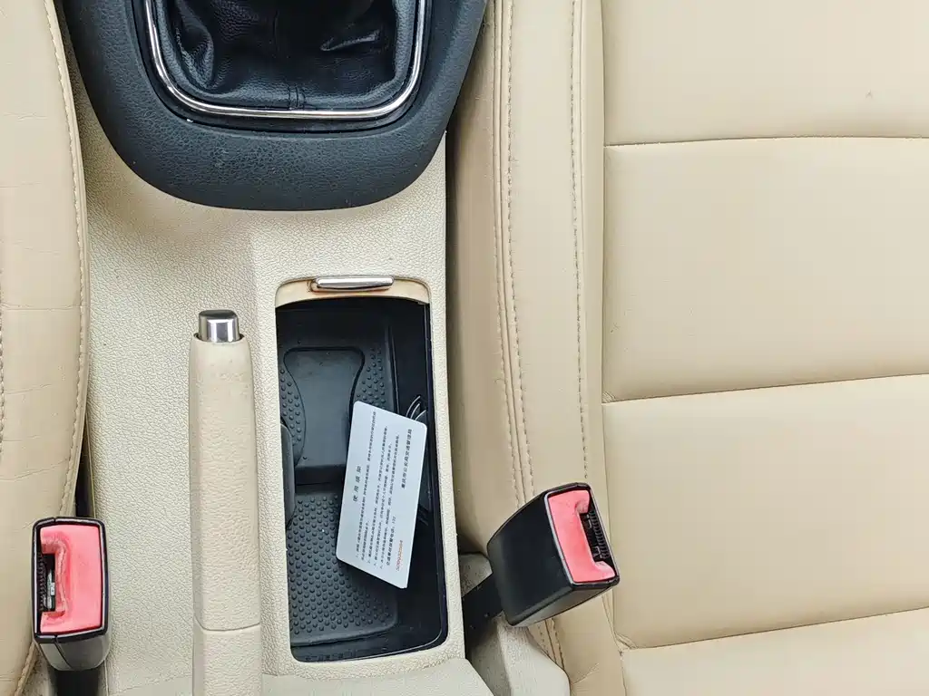 Volkswagen Golf — миниатюра 10