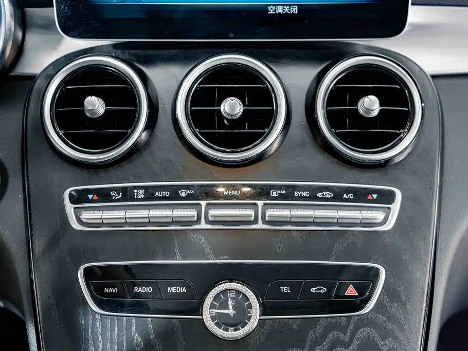 Mercedes-Benz C-Class — миниатюра 11