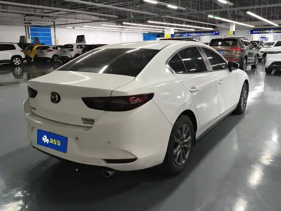 Mazda 3 Axela — миниатюра 3