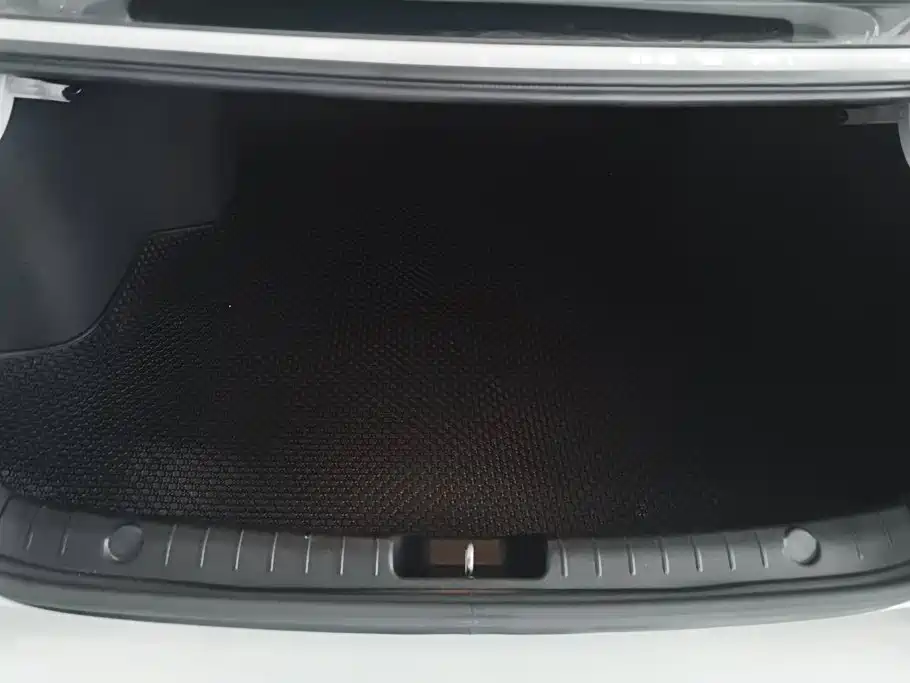 Geely Emgrand GL — миниатюра 4