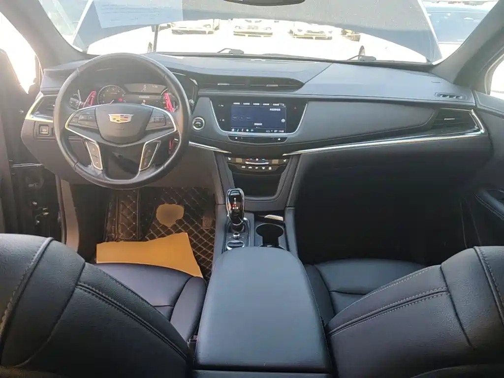 Cadillac XT5 — миниатюра 10