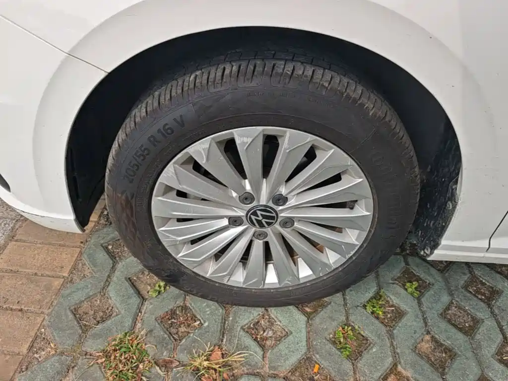 Volkswagen Lavida — миниатюра 23