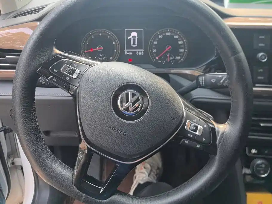 Volkswagen Tharu — миниатюра 15