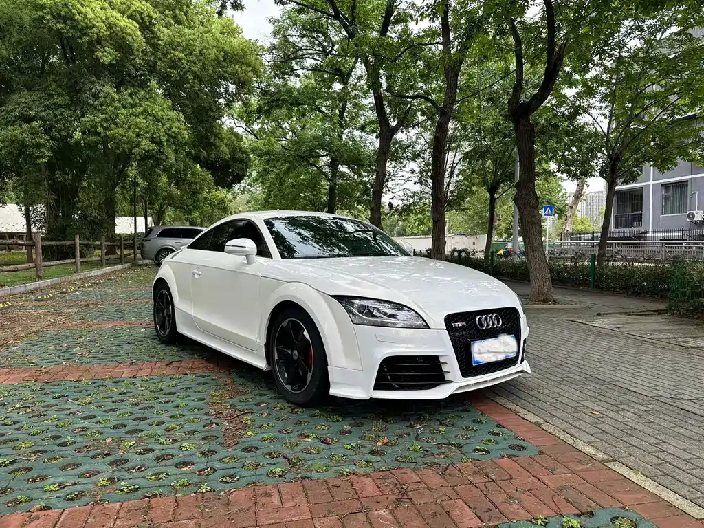 Audi TT — миниатюра 3