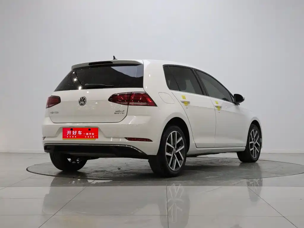 Volkswagen Golf — миниатюра 4