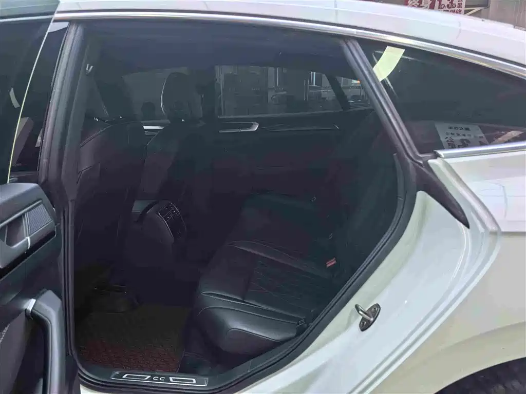 Volkswagen CC — миниатюра 5