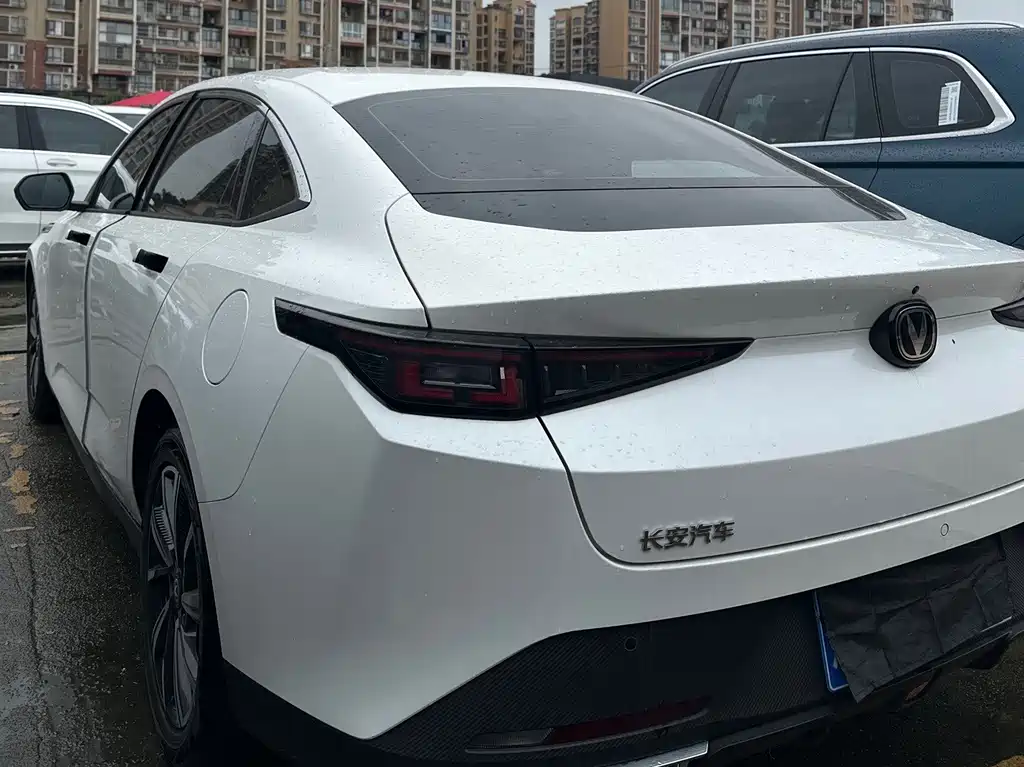 Changan UNI-V — миниатюра 8