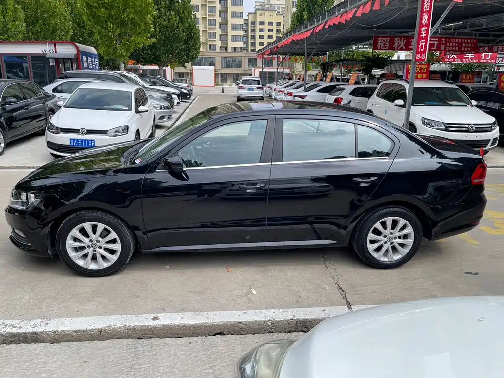 Volkswagen Lavida — миниатюра 13