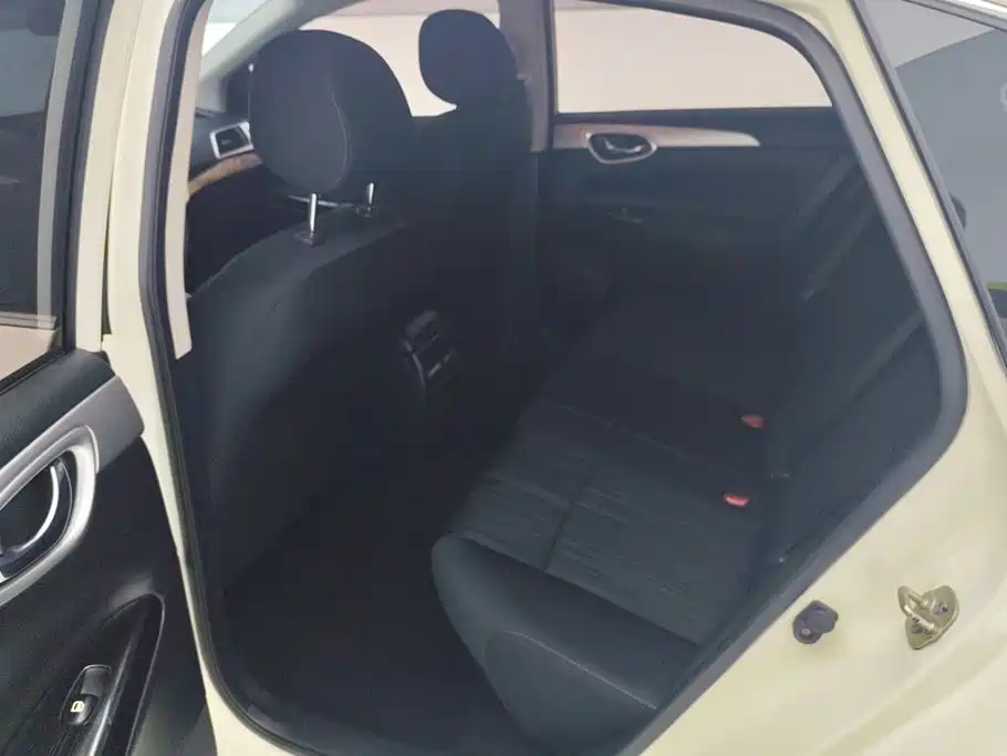Nissan Sylphy — миниатюра 11