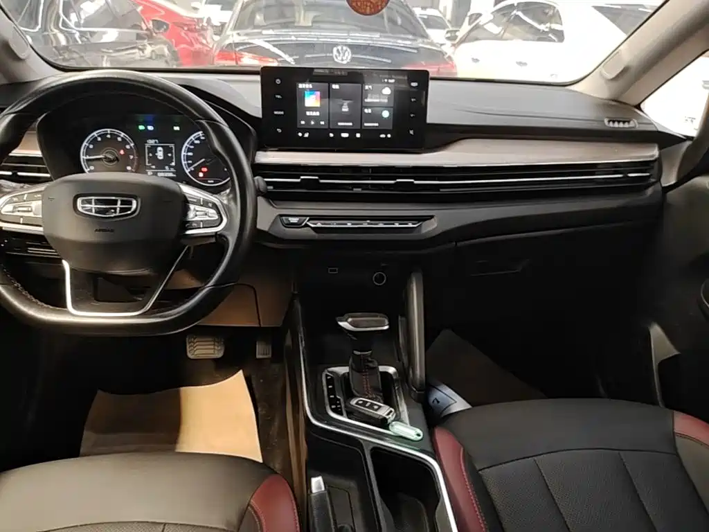 Geely Vision X3 — миниатюра 13