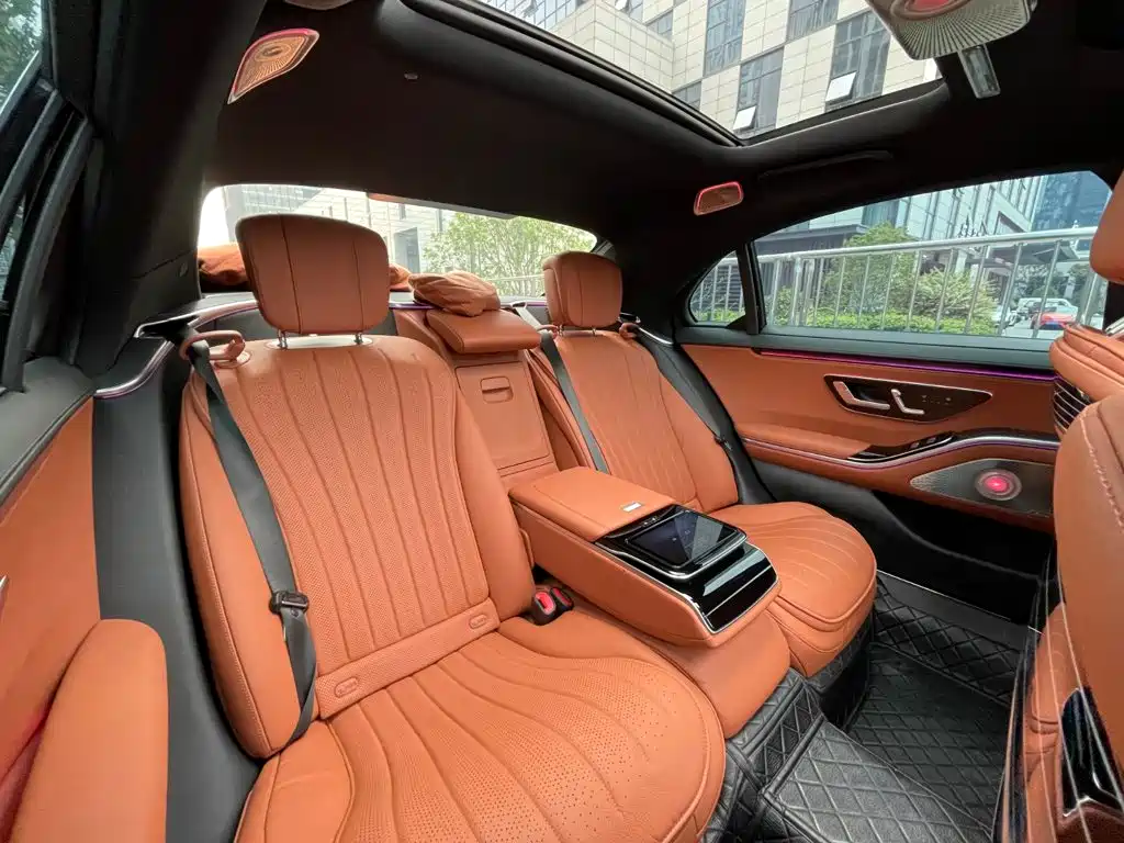 Mercedes-Benz S-Class — миниатюра 24