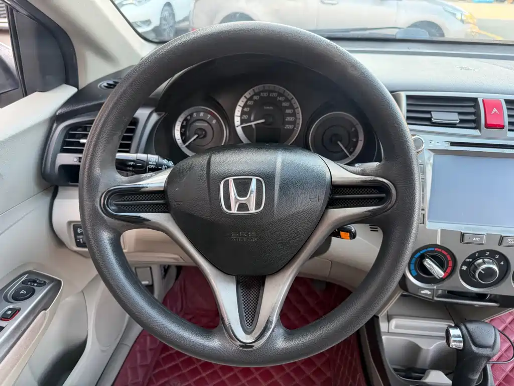 Honda City Classic Elegant 1.5L Auto Elite Edition, фото 27