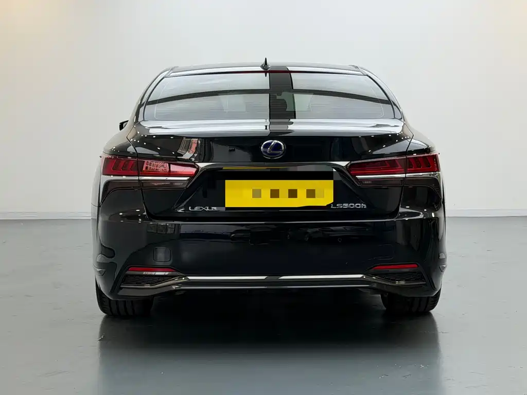 Lexus LS 2018 500h F SPORT V