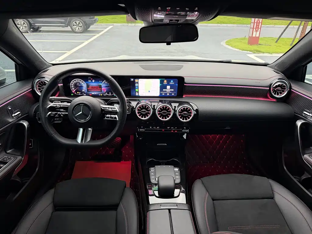 Mercedes-Benz A-Class — миниатюра 6