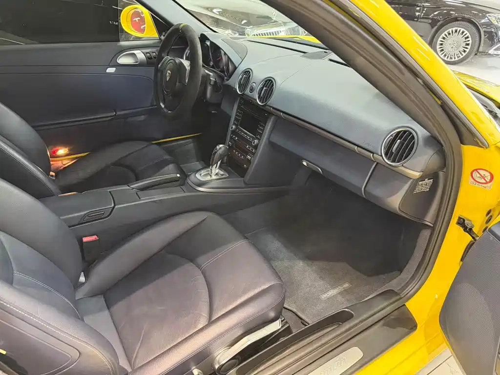 Porsche Cayman — миниатюра 10