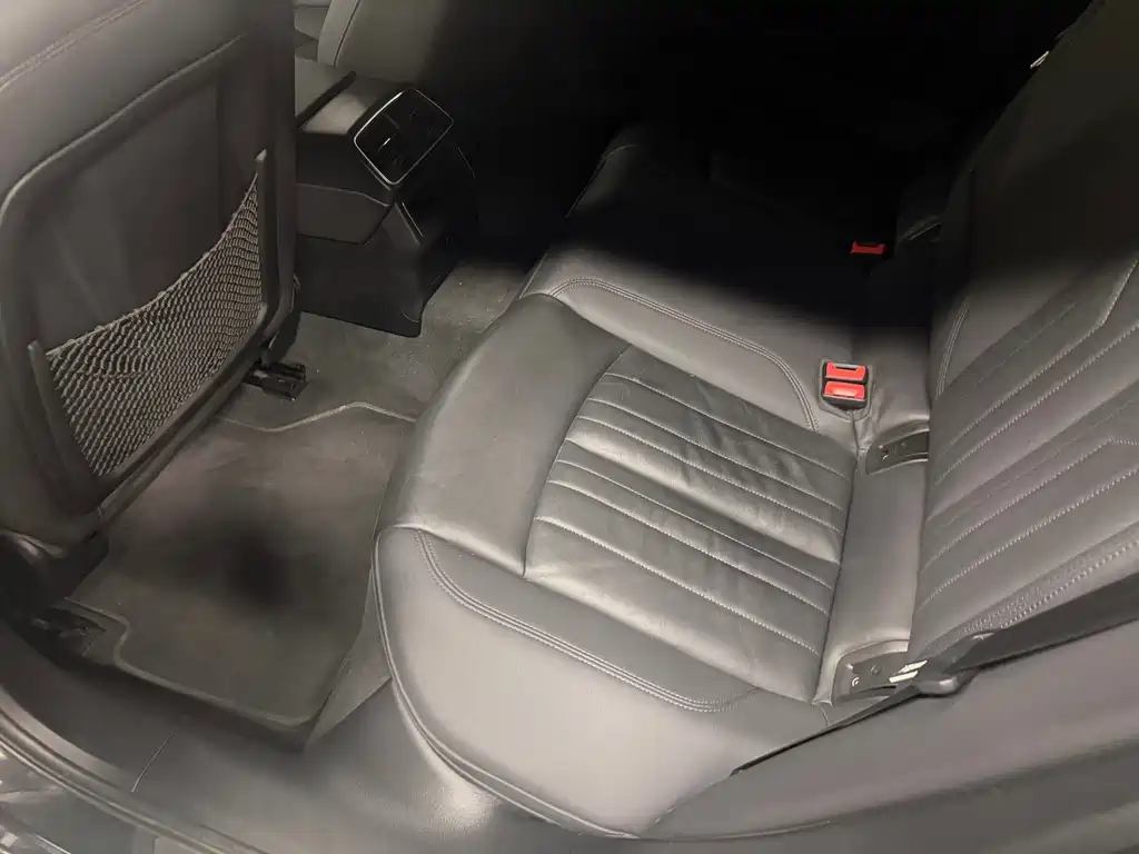 Audi A6 (Import) — миниатюра 7