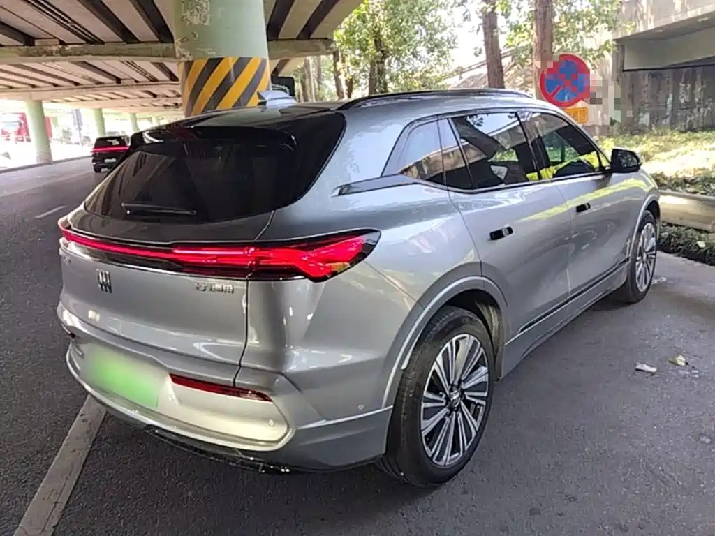 Buick E5 — миниатюра 7