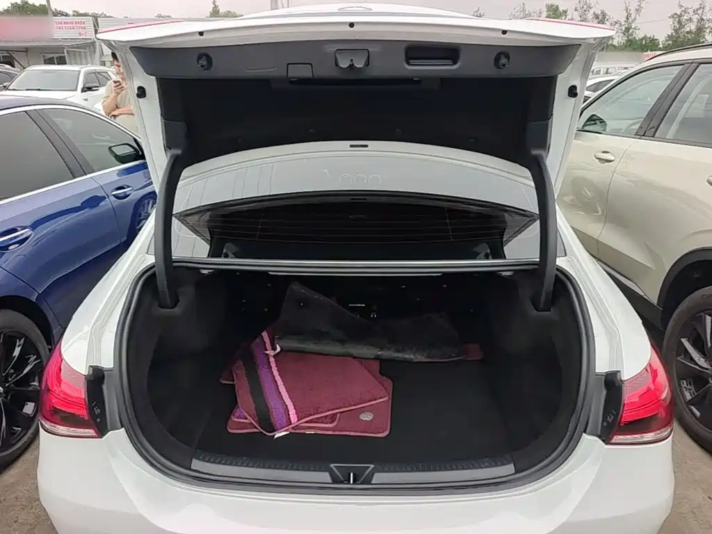 Mercedes-Benz A-Class — миниатюра 19