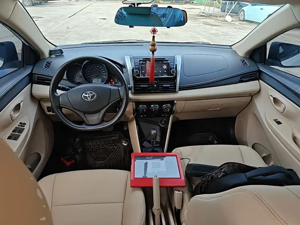 Toyota Vios — миниатюра 10