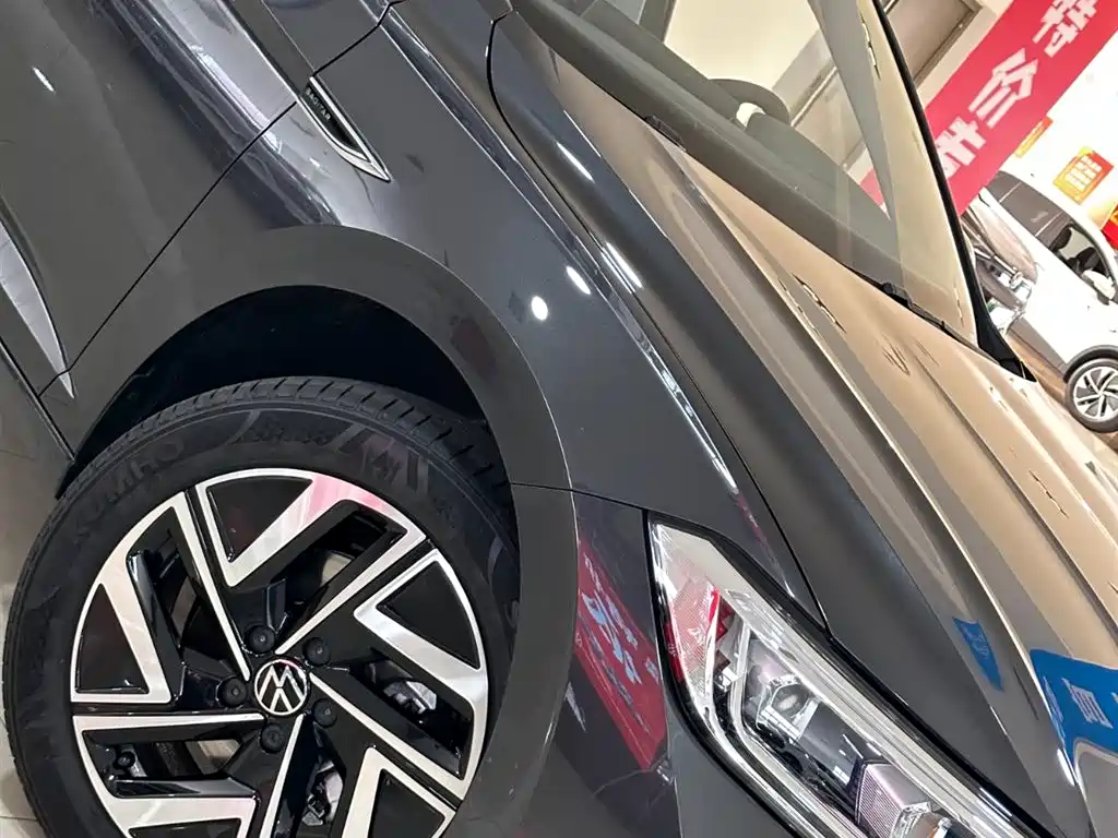 Volkswagen Sagitar — миниатюра 26