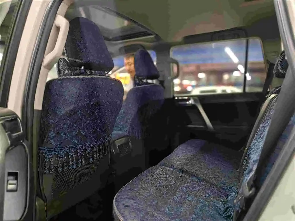 Toyota Prado — миниатюра 6