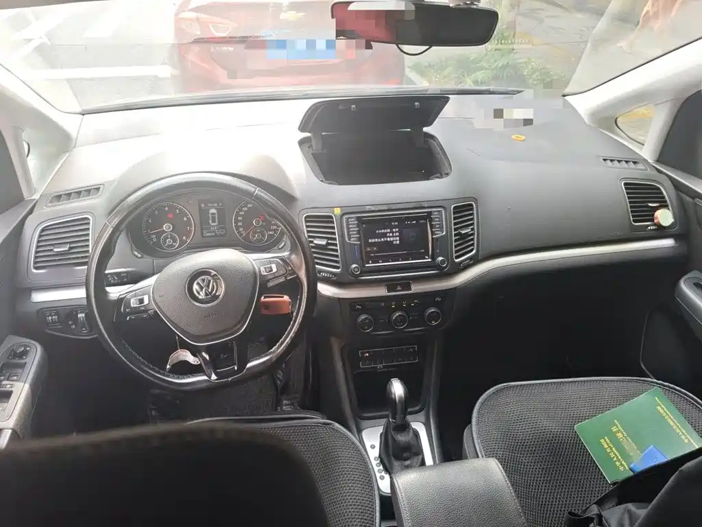 Volkswagen Sharan — миниатюра 13