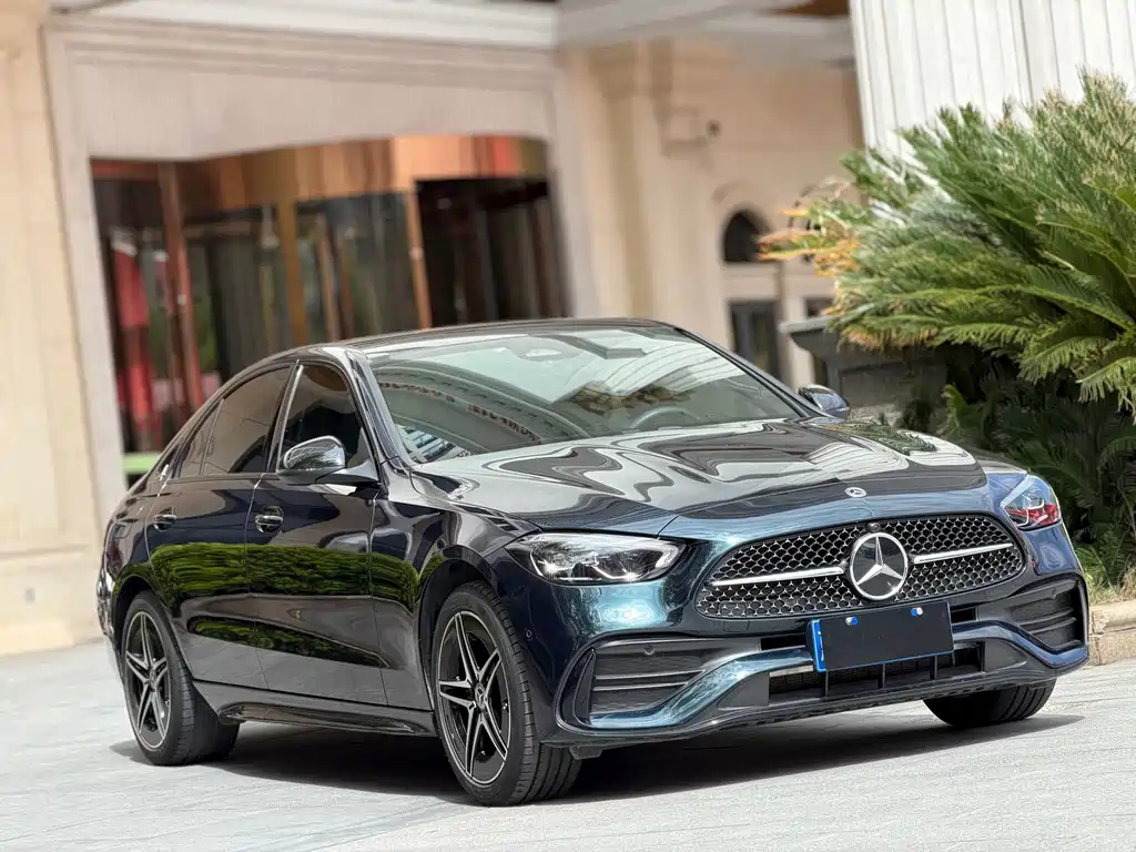 Mercedes-Benz C-Class — миниатюра 3