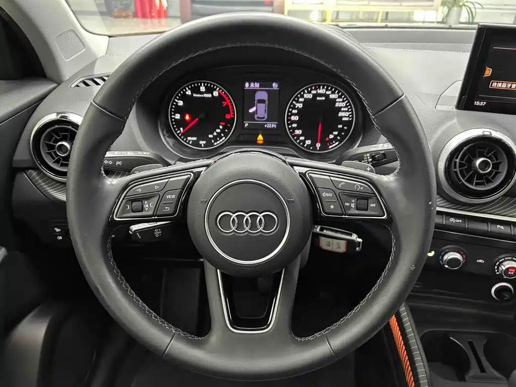 Audi Q2L — миниатюра 8
