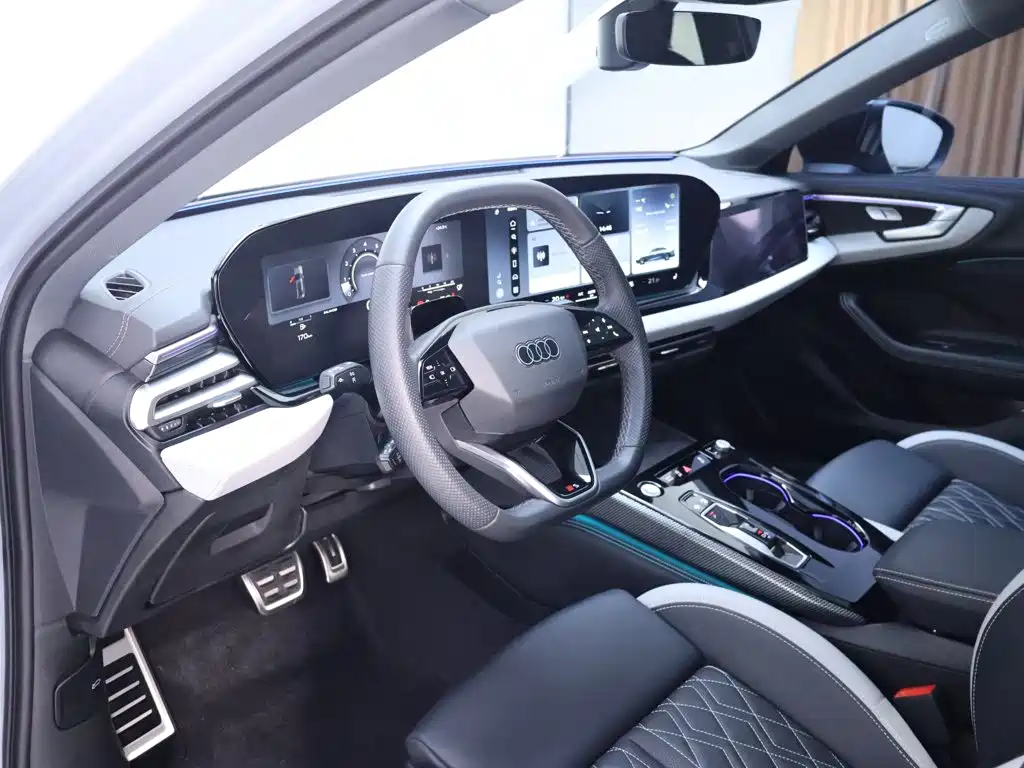 Audi A5L — миниатюра 11