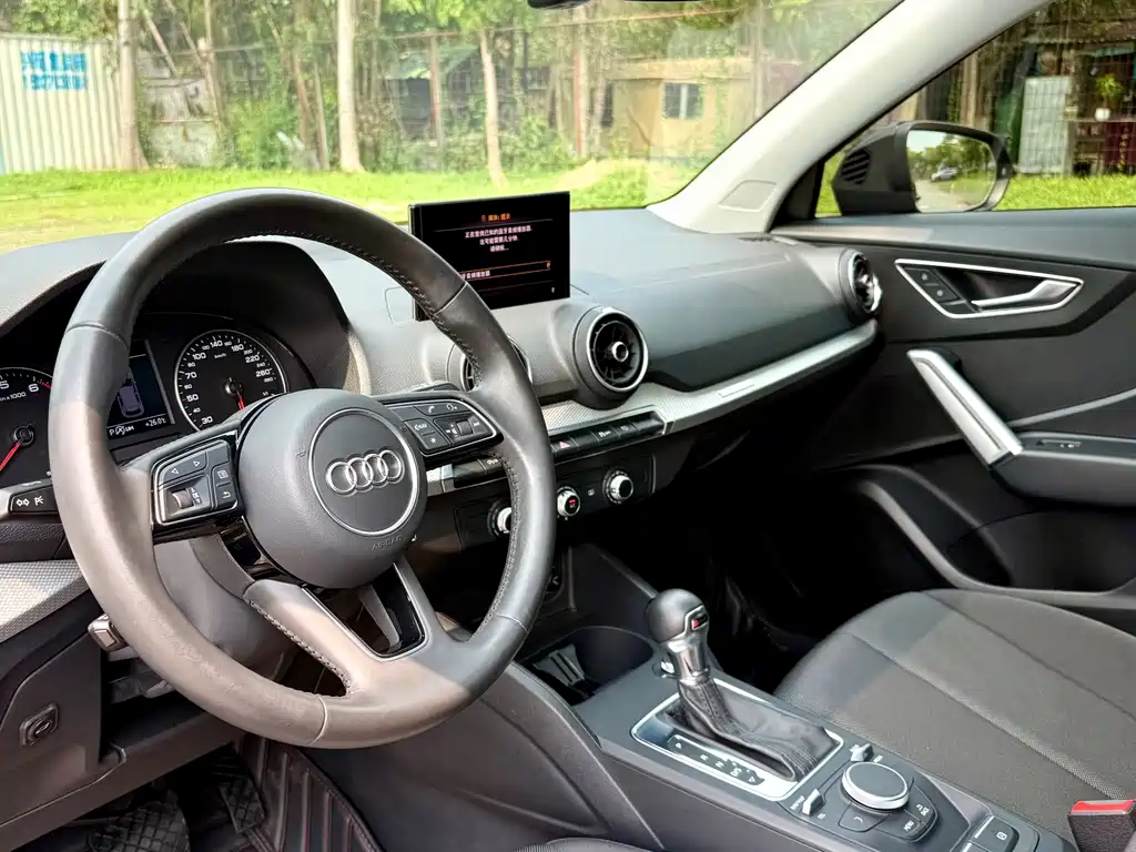 Audi Q2L — миниатюра 11