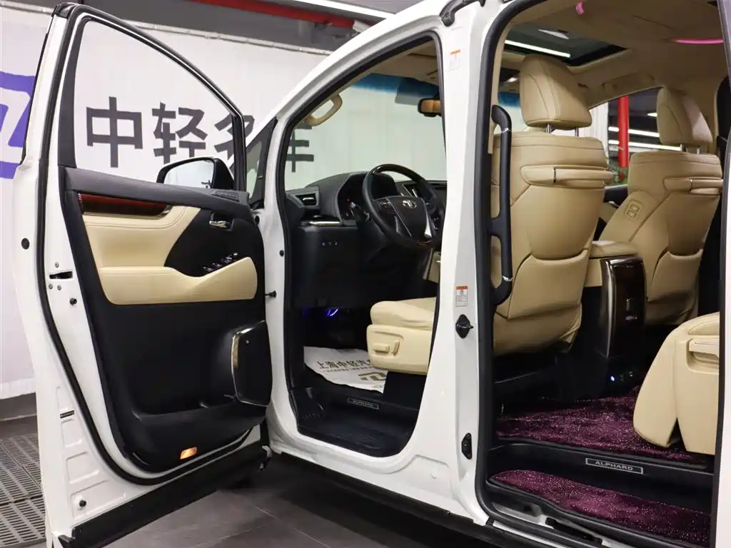 Toyota Alphard 2015 3.5L Luxury