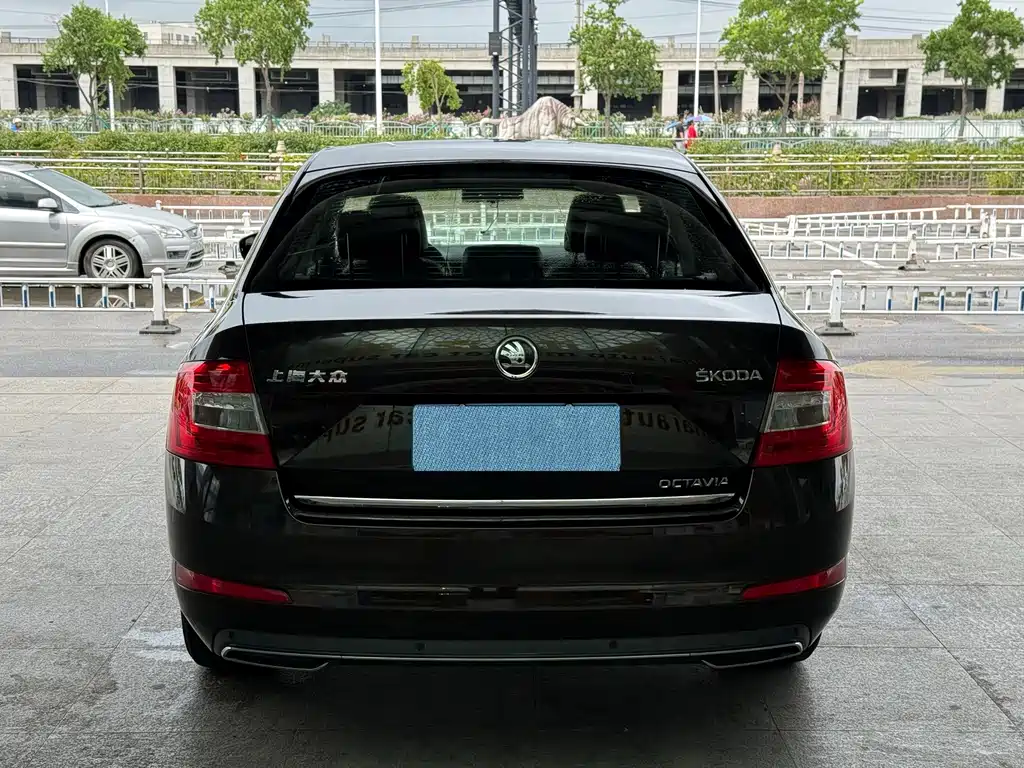 Skoda Octavia — миниатюра 4
