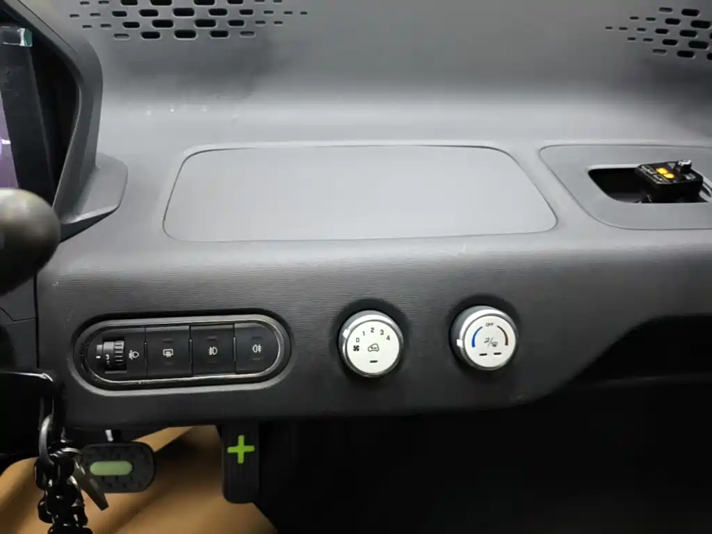 Baojun E100 — миниатюра 13