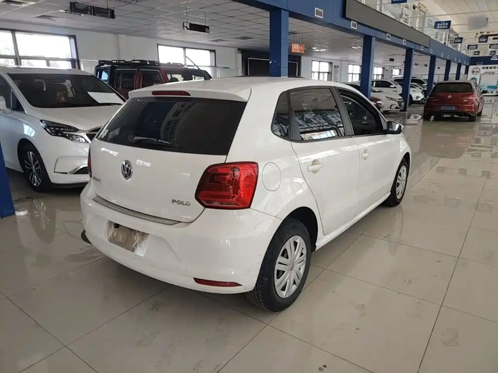 Volkswagen Polo — миниатюра 7
