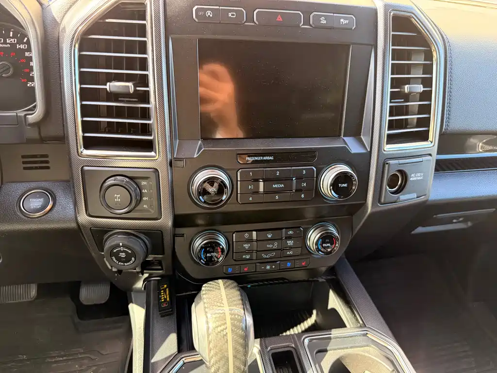 Ford F-150 Raptor — миниатюра 17