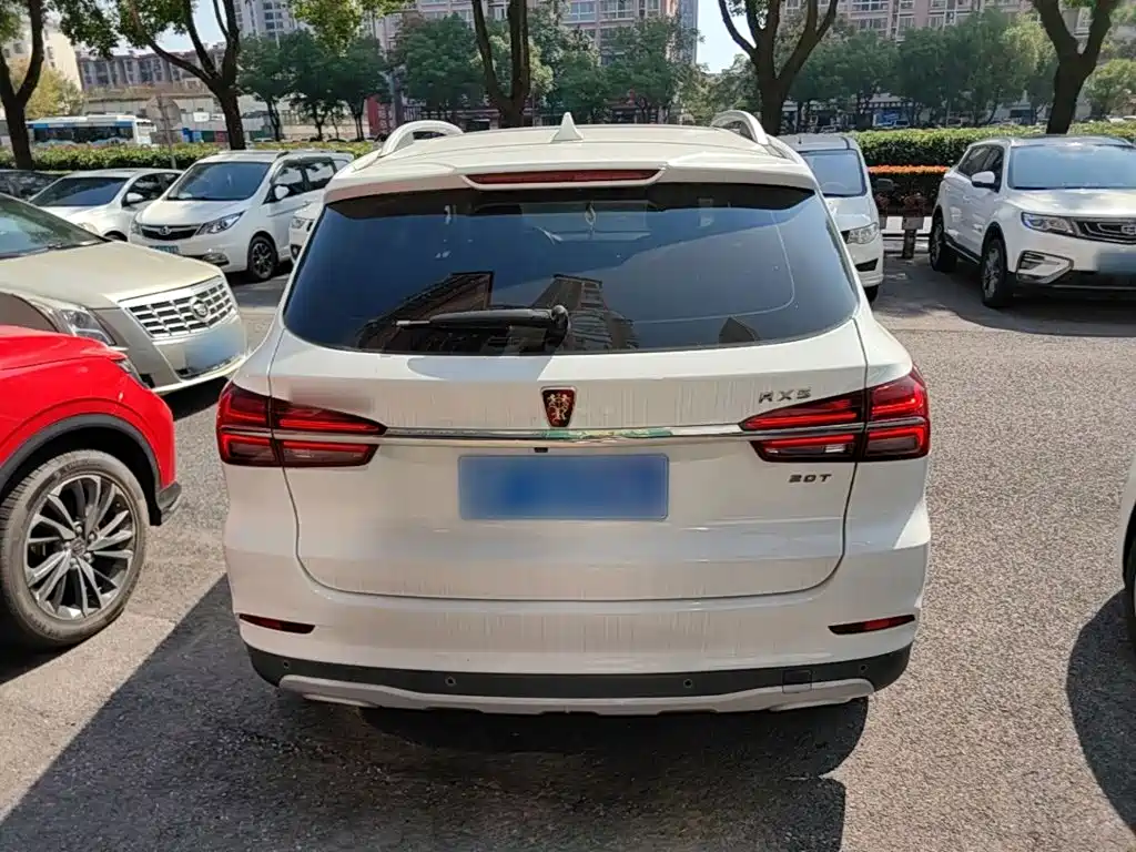 Roewe RX5 — миниатюра 6