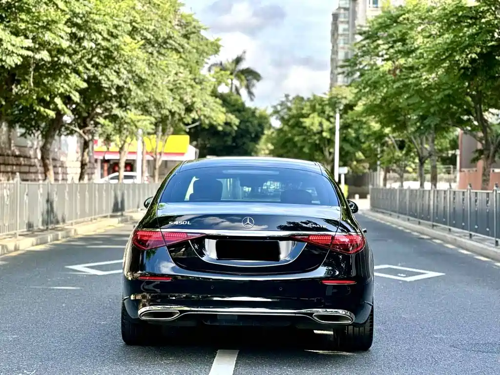 Mercedes-Benz S-Class — миниатюра 11