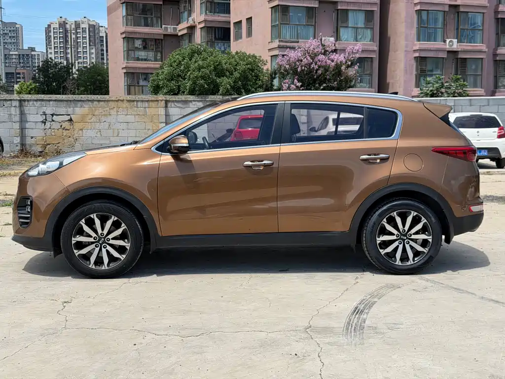 Kia KX5 1.6T Auto 2WD DLX, фото 3