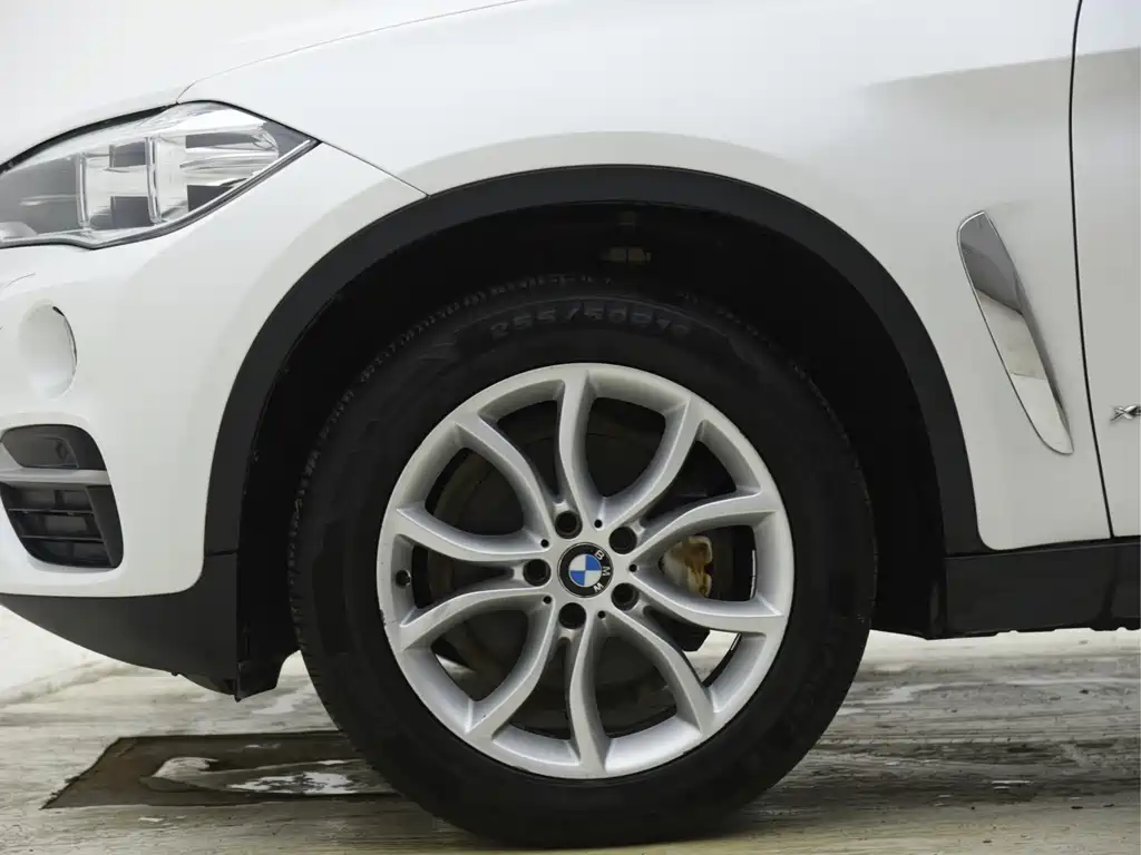BMW X6 — миниатюра 5