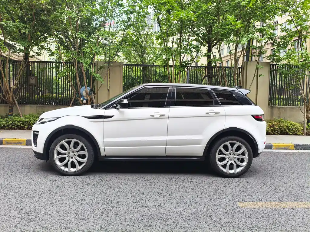 Land Rover Range Rover Evoque 2018 240PS SE DYNAMIC