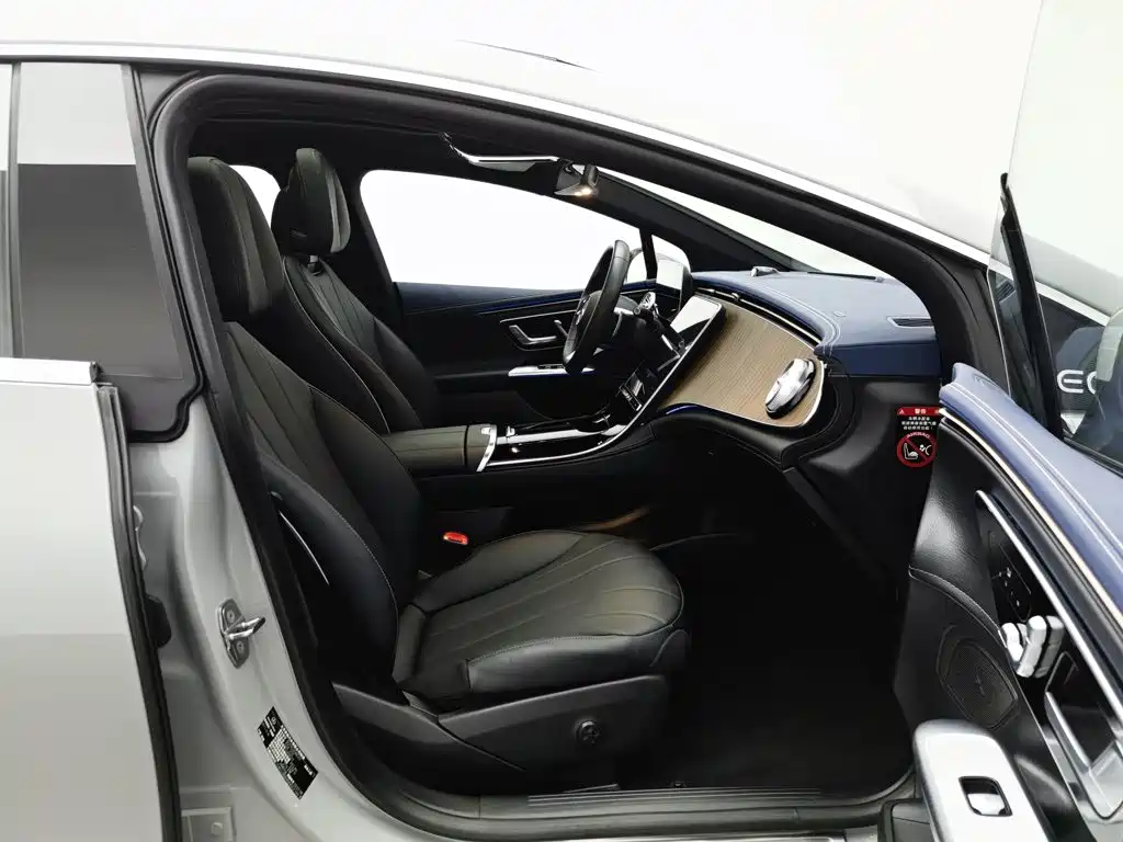 Mercedes-Benz EQE — миниатюра 23