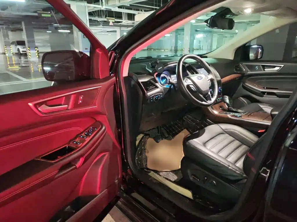 Ford Edge — миниатюра 12