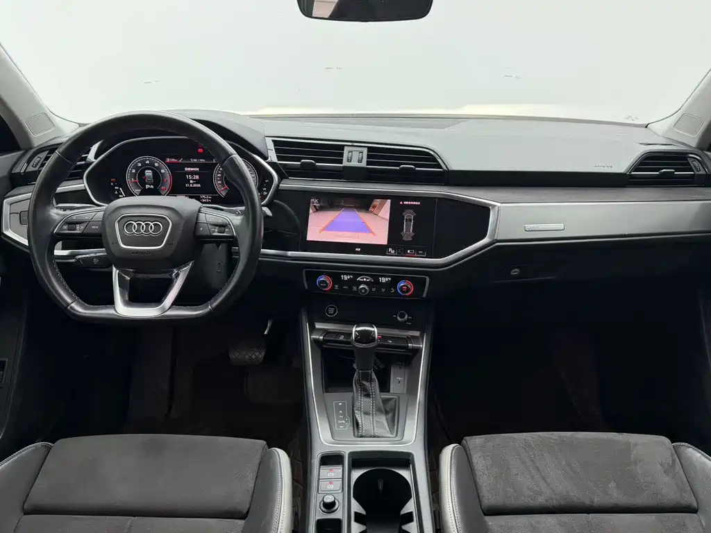 Audi Q3 — миниатюра 11