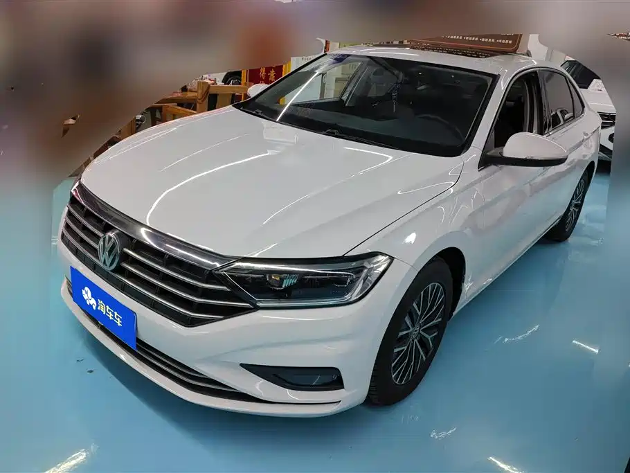 Volkswagen Sagitar 2019