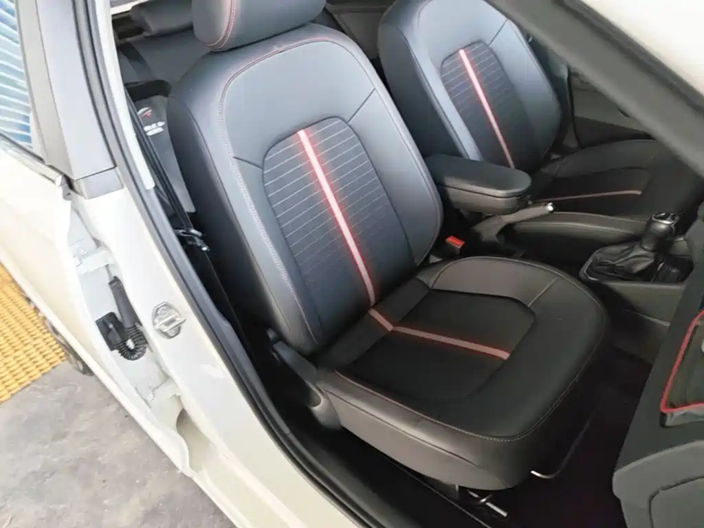 Skoda Rapid Spaceback — миниатюра 25