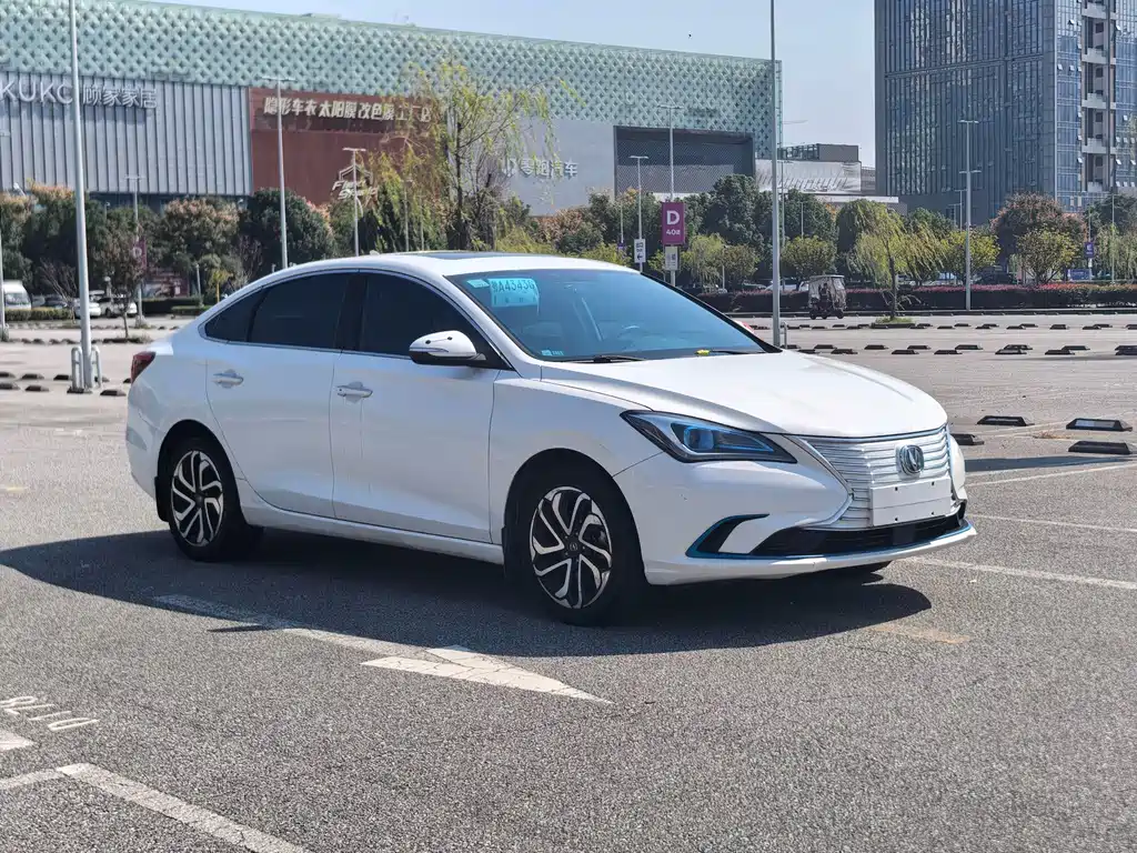 Changan Eado New Energy — миниатюра 3