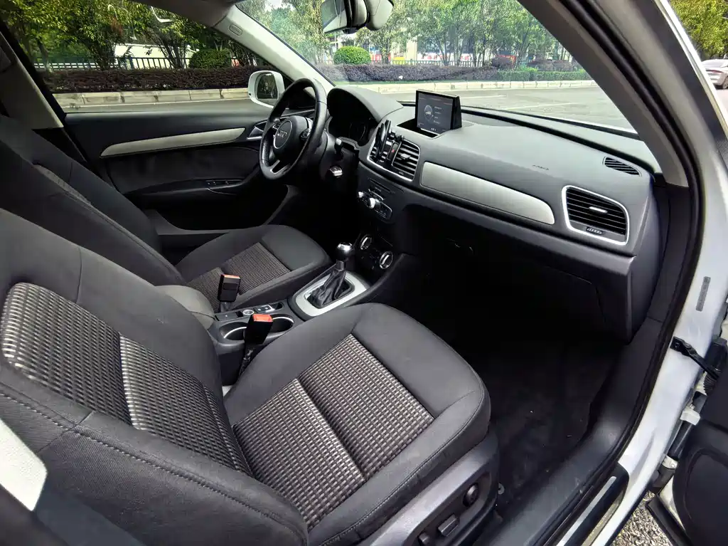 Audi Q3 — миниатюра 12
