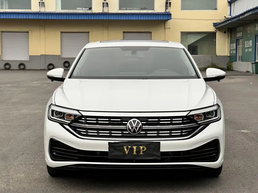 Volkswagen Sagitar — миниатюра 3