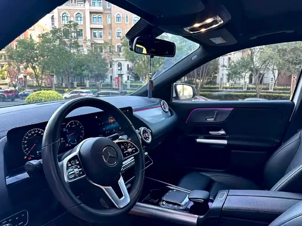 Mercedes-Benz GLA — миниатюра 18